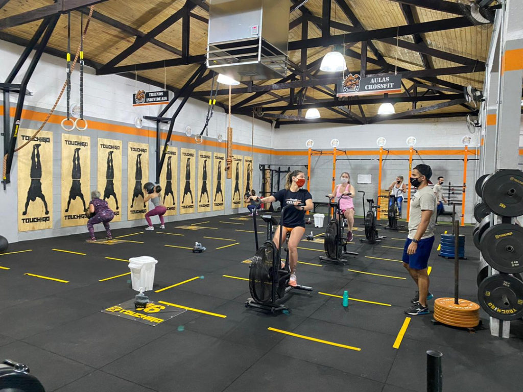 CrossFit a distância: exercícios e aulas online para o seu treino